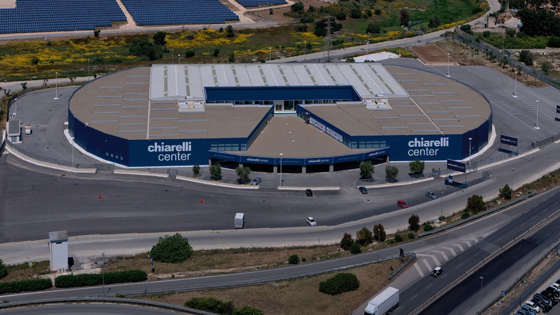 centro commerciale chiarelli modugno vista dall'alto