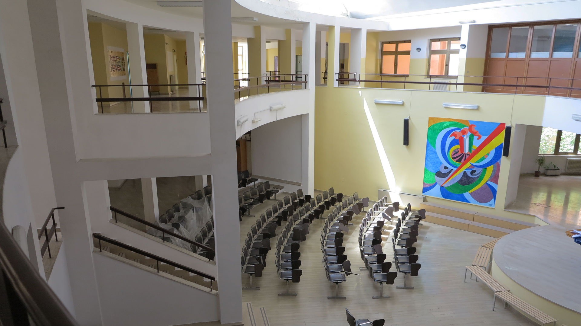 scuola foscolo foggia interno